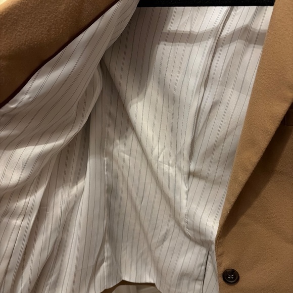 Blazer - Picture 3 of 3